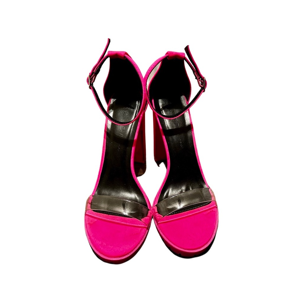 Hot Pink Heels